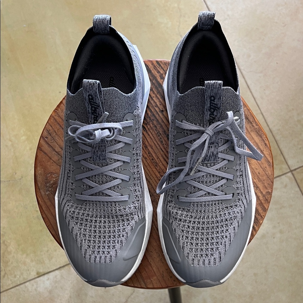 Allbirds Women's Gray Knit Athletic Shoes